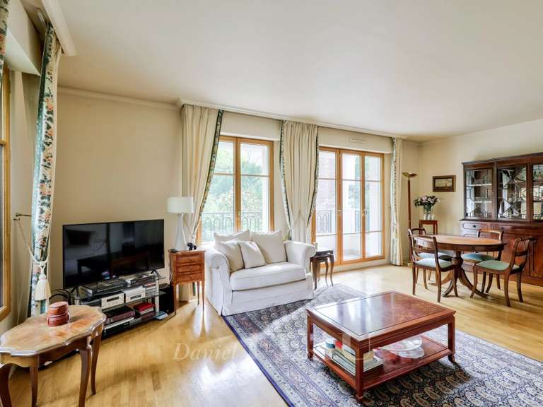 Apartment Saint-Cloud - 3 bedrooms - 107m²