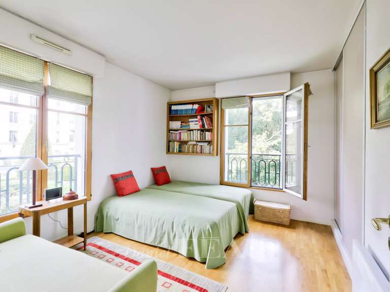 Apartment Saint-Cloud - 3 bedrooms - 107m²