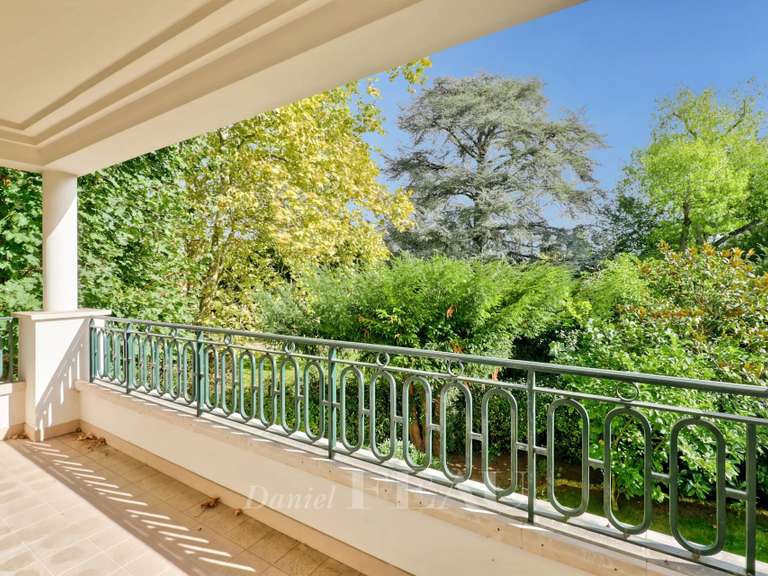 Apartment Saint-Cloud - 3 bedrooms - 107m²