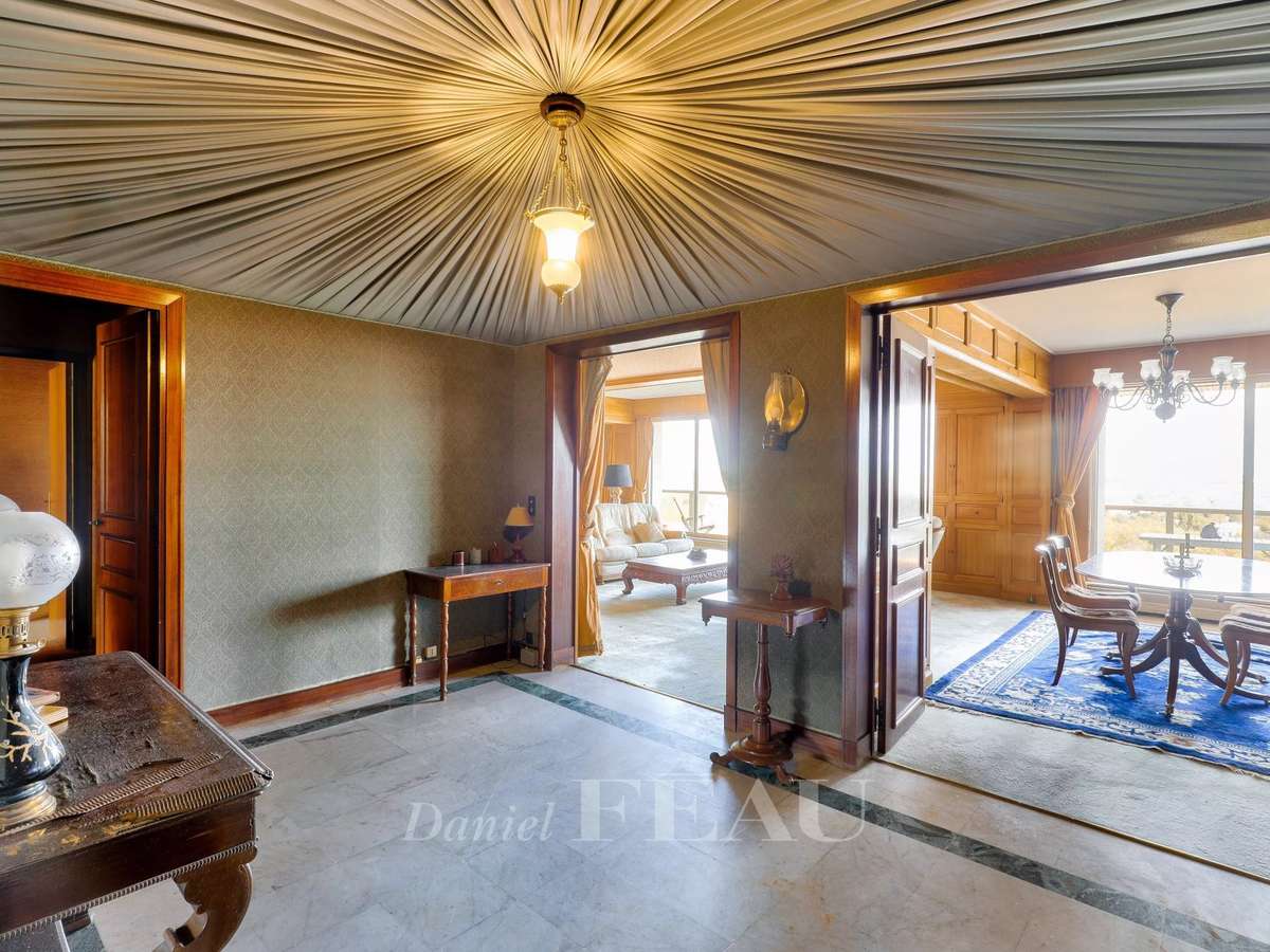 Apartment Saint-Cloud