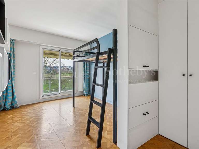 Appartement Saint-Cloud - 3 chambres - 129m²