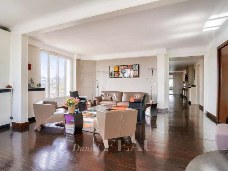 Appartement Saint-Cloud - 4 chambres - 196m²