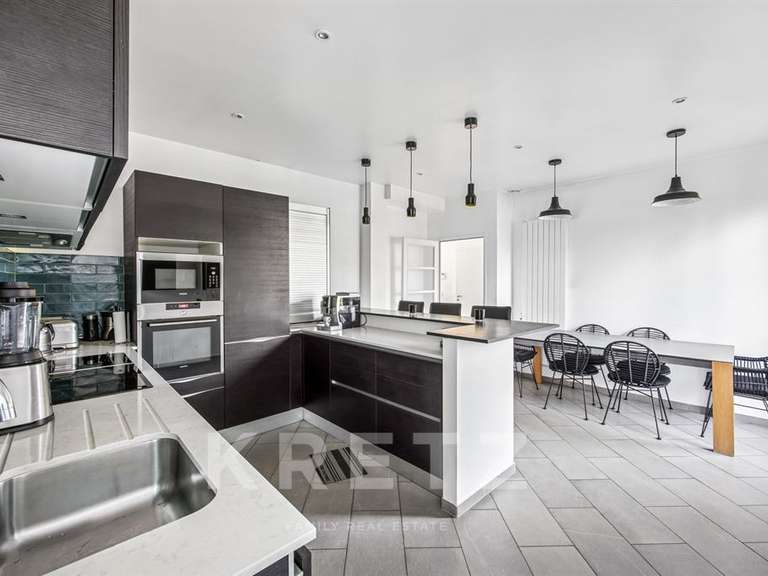 Apartment Saint-Cloud - 3 bedrooms - 151m²