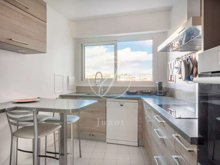 Appartement Saint-Cloud - 3 chambres - 129m²