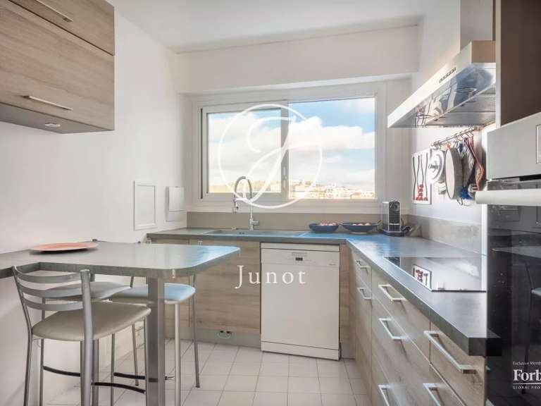 Appartement Saint-Cloud - 3 chambres - 129m²