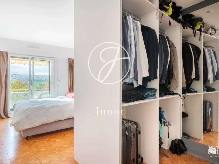 Appartement Saint-Cloud - 3 chambres - 129m²