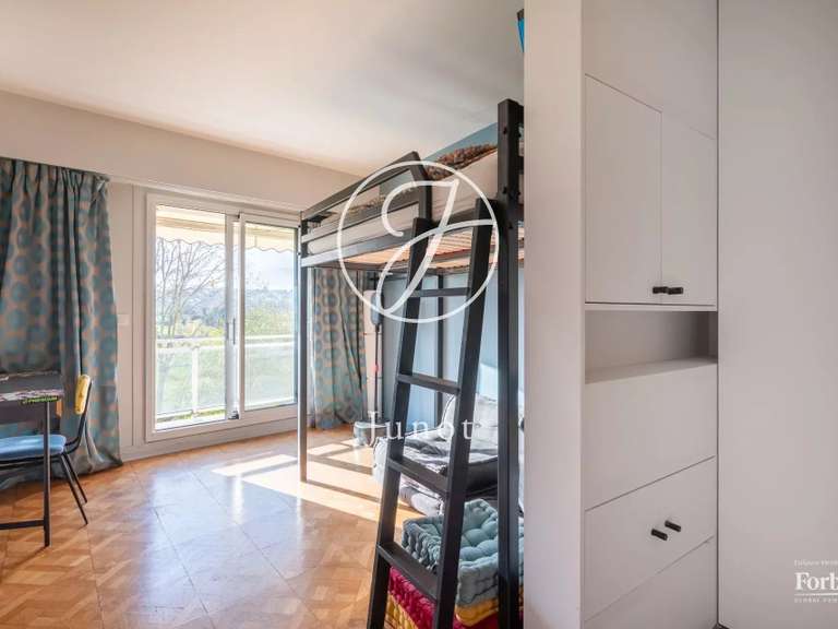 Appartement Saint-Cloud - 3 chambres - 129m²