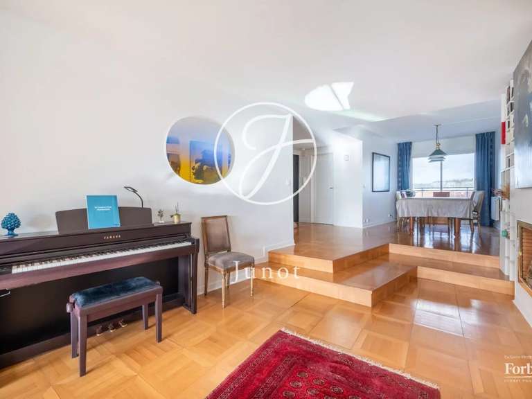 Appartement Saint-Cloud - 3 chambres - 129m²