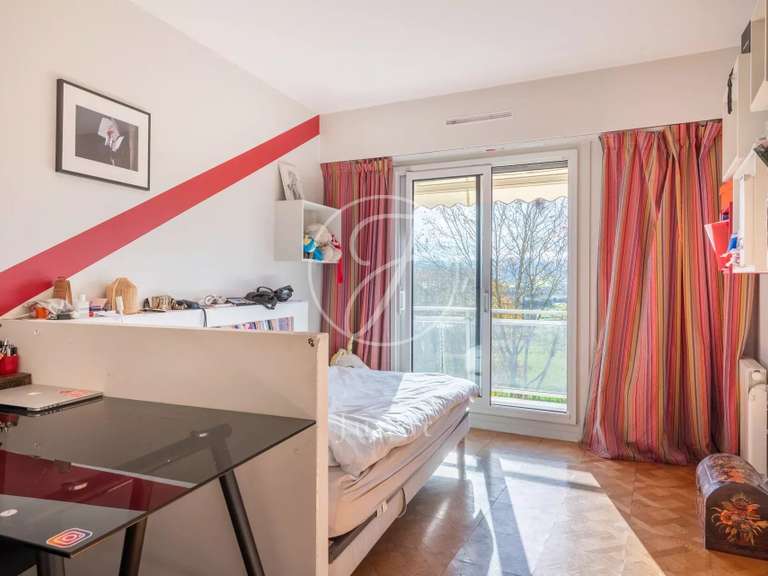 Appartement Saint-Cloud - 3 chambres - 129m²