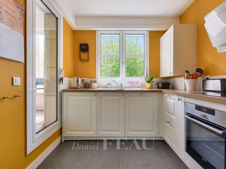 Appartement Saint-Cloud - 2 chambres - 75m²