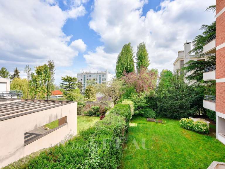 Appartement Saint-Cloud - 2 chambres - 75m²