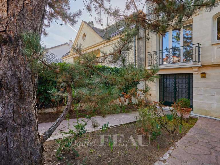 Appartement Saint-Cloud - 1 chambre - 94m²