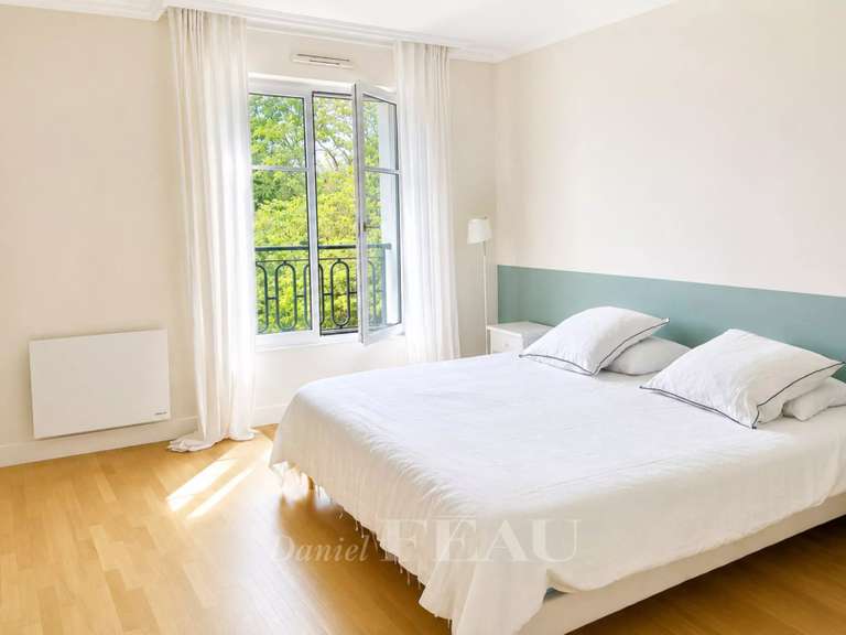 Apartment Saint-Cloud - 2 bedrooms - 80m²