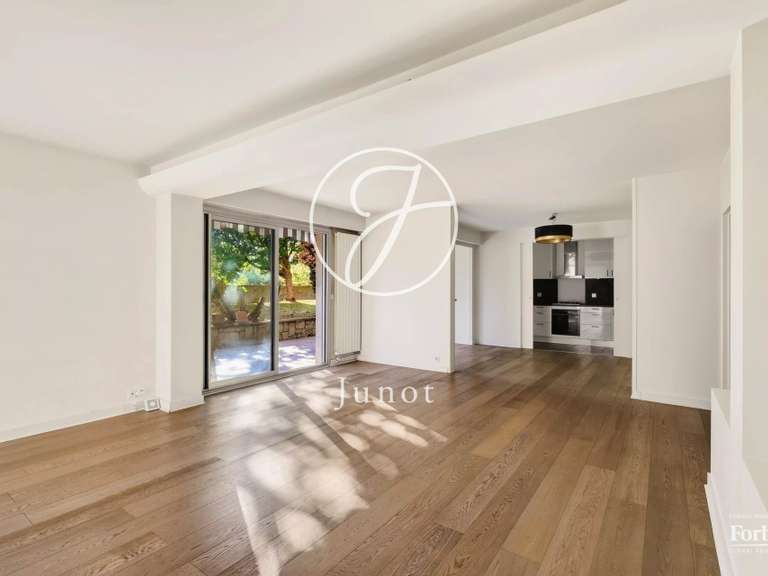 Appartement Saint-Cloud - 2 chambres - 106m²