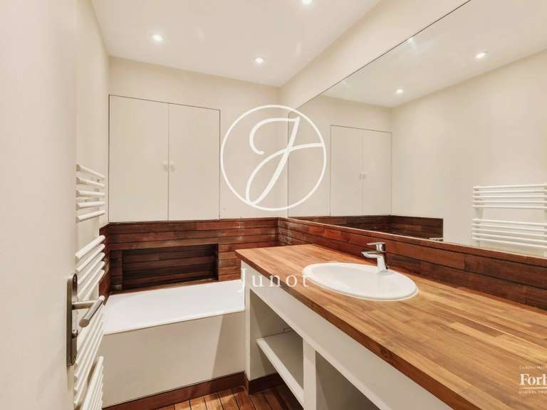 Appartement Saint-Cloud - 2 chambres - 106m²