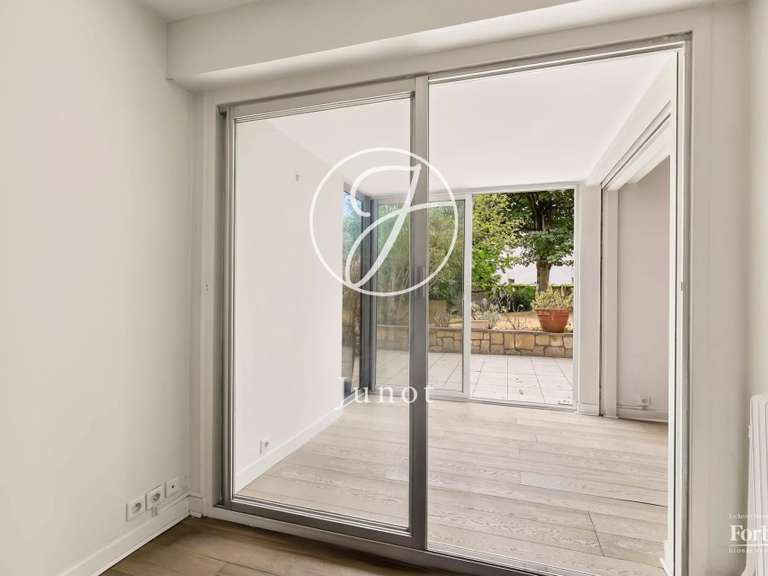 Appartement Saint-Cloud - 2 chambres - 106m²