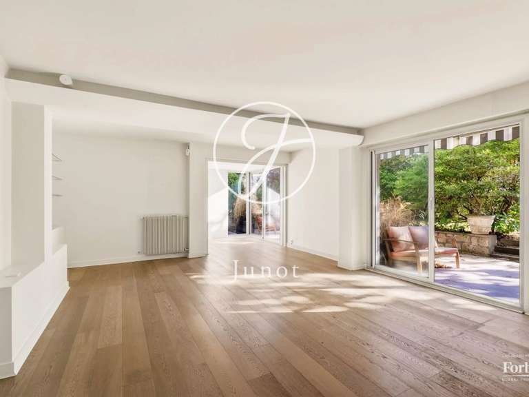 Appartement Saint-Cloud - 2 chambres - 106m²