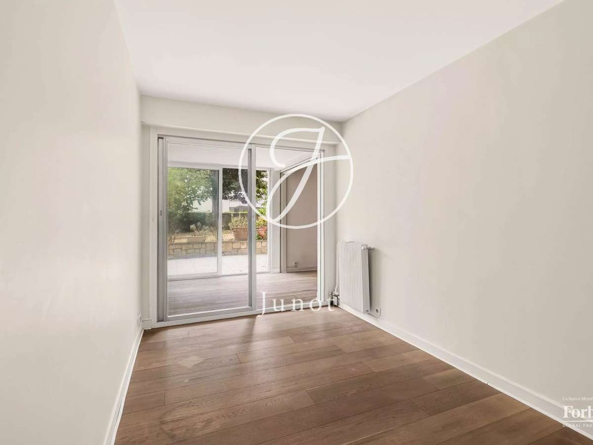 Apartment Saint-Cloud