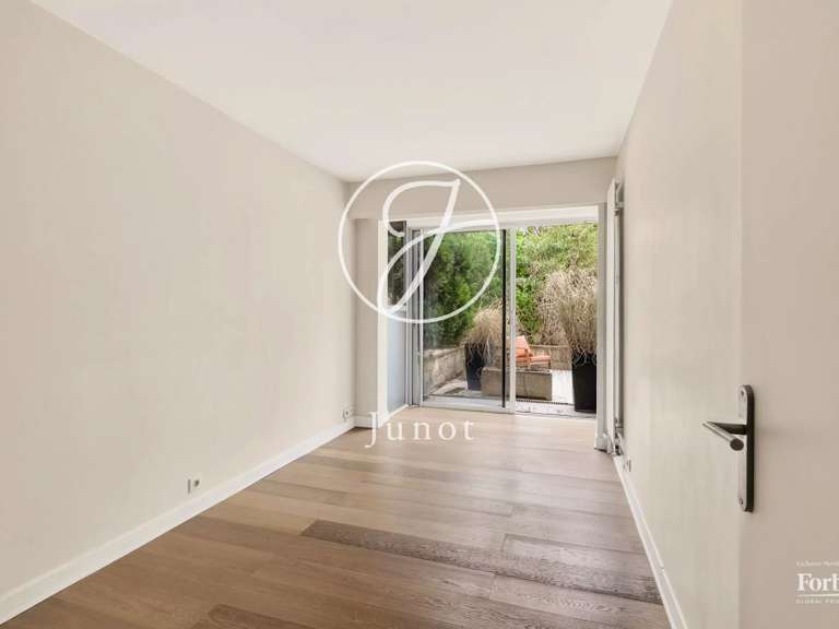 Appartement Saint-Cloud - 2 chambres - 106m²