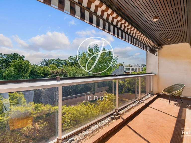Appartement Saint-Cloud - 3 chambres - 110m²