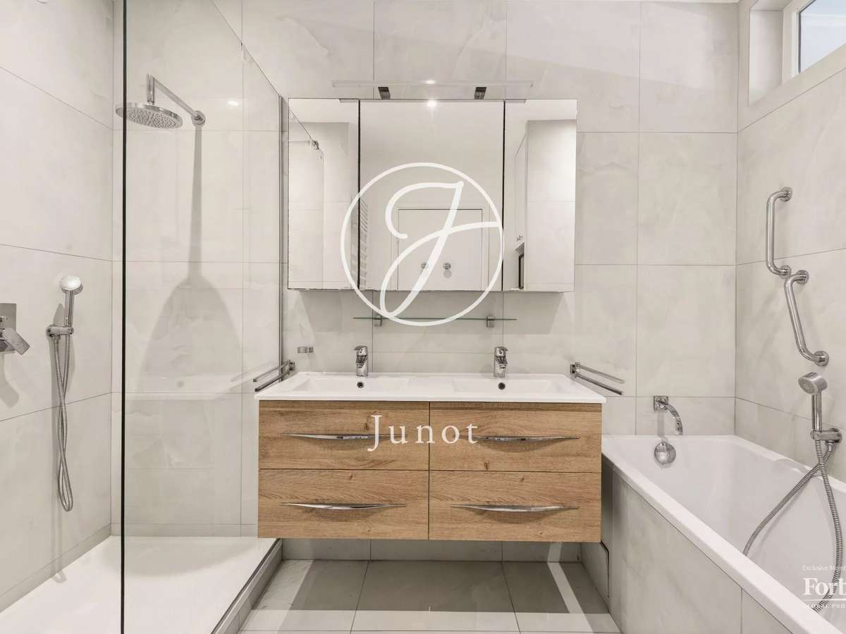 Apartment Saint-Cloud