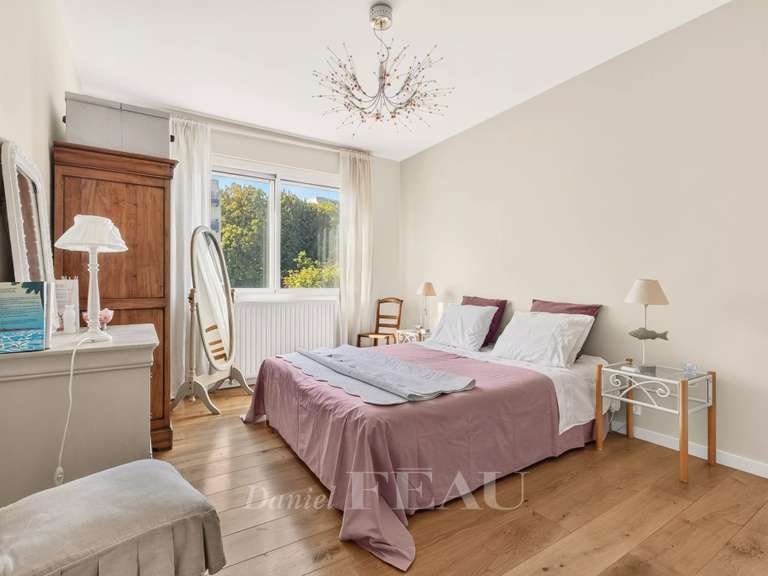 Appartement Saint-Cloud - 3 chambres - 135m²