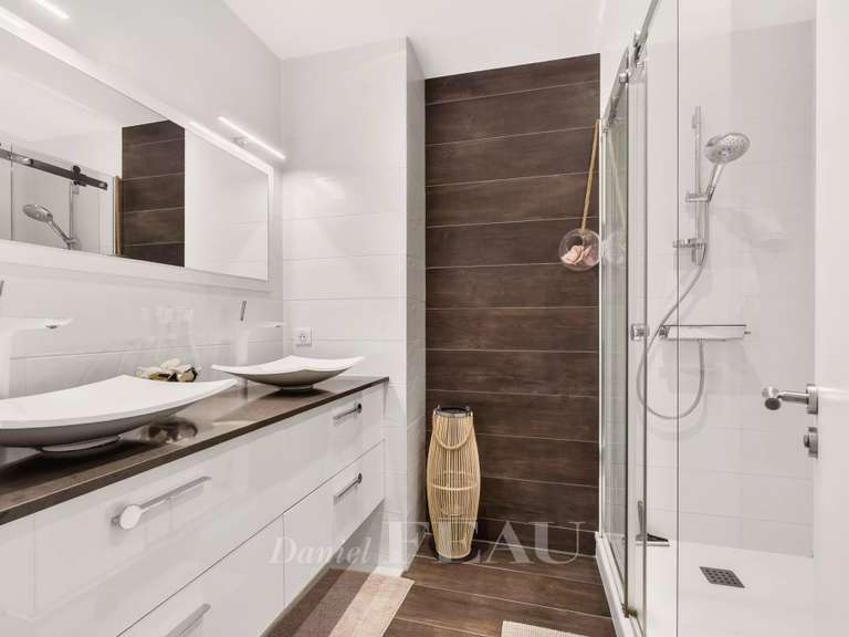 Appartement Saint-Cloud - 3 chambres - 135m²