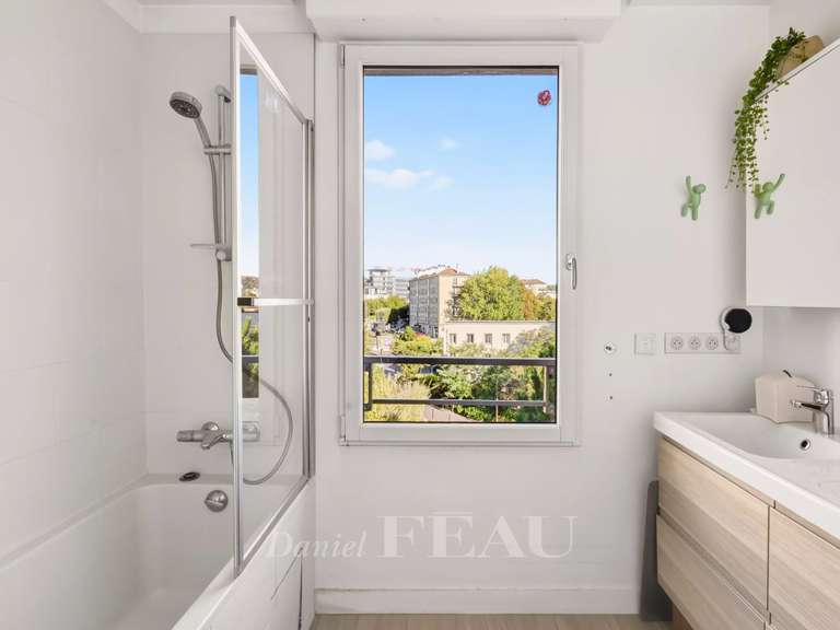 Appartement Saint-Cloud - 2 chambres - 84m²