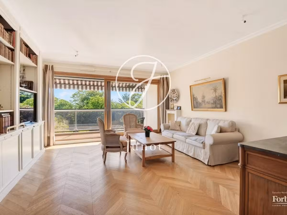 Apartment Saint-Cloud