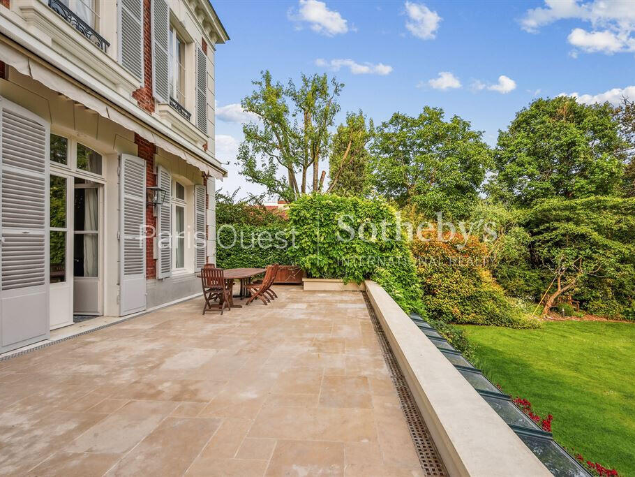 House Saint-Cloud