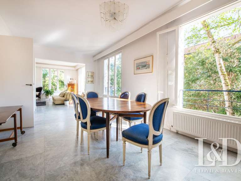 House Saint-Cloud - 6 bedrooms - 183m²