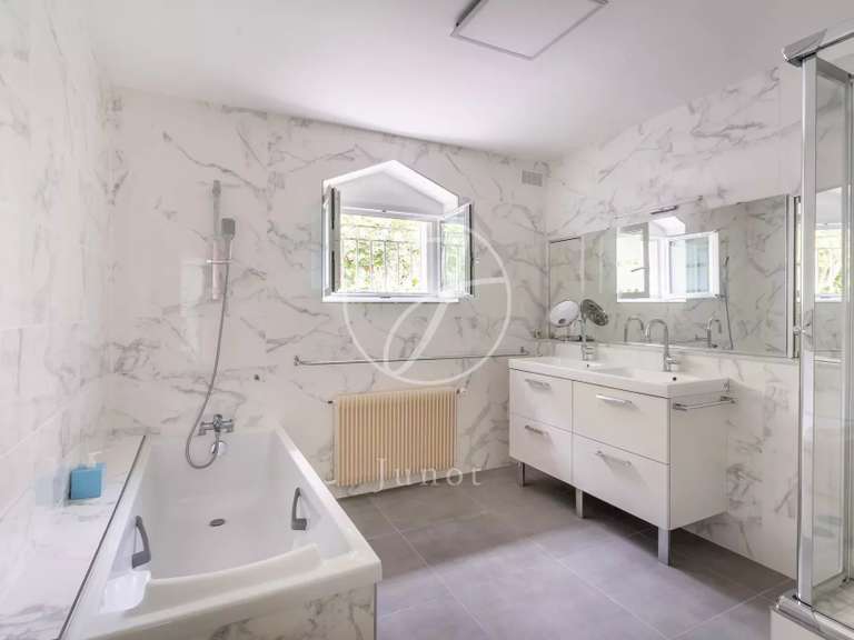 House Saint-Cloud - 4 bedrooms - 278m²