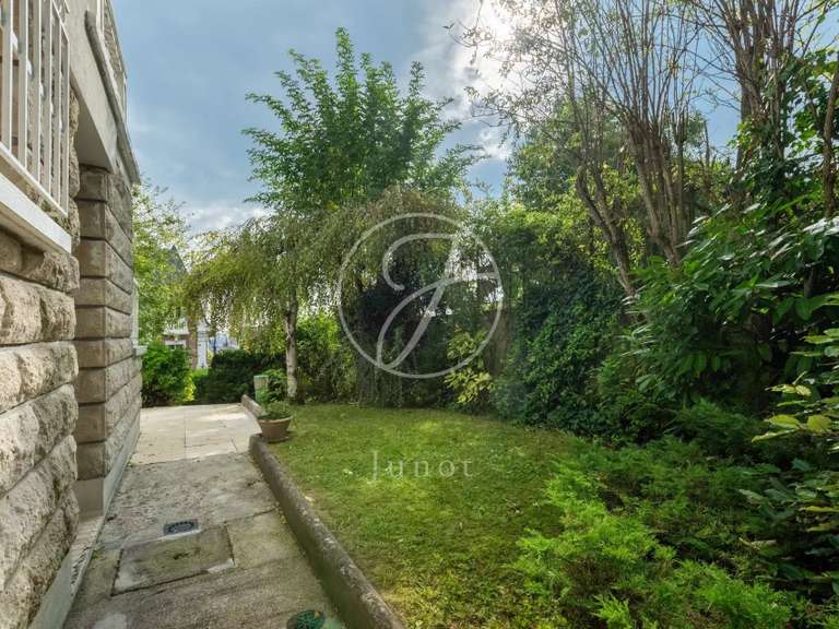 House Saint-Cloud - 4 bedrooms - 278m²