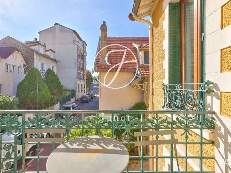 Maison Saint-Cloud - 4 chambres - 117m²