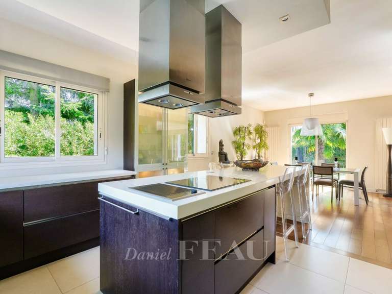 Maison Saint-Cloud - 4 chambres - 290m²