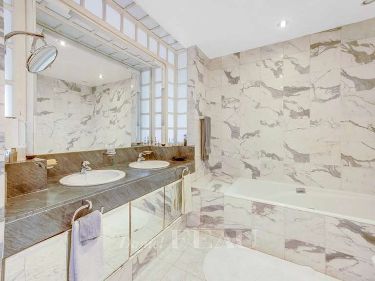 Maison Saint-Cloud - 5 chambres - 290m²