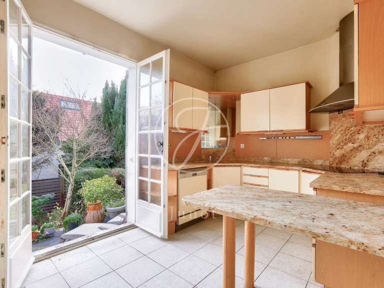 House Saint-Cloud - 4 bedrooms - 286m²