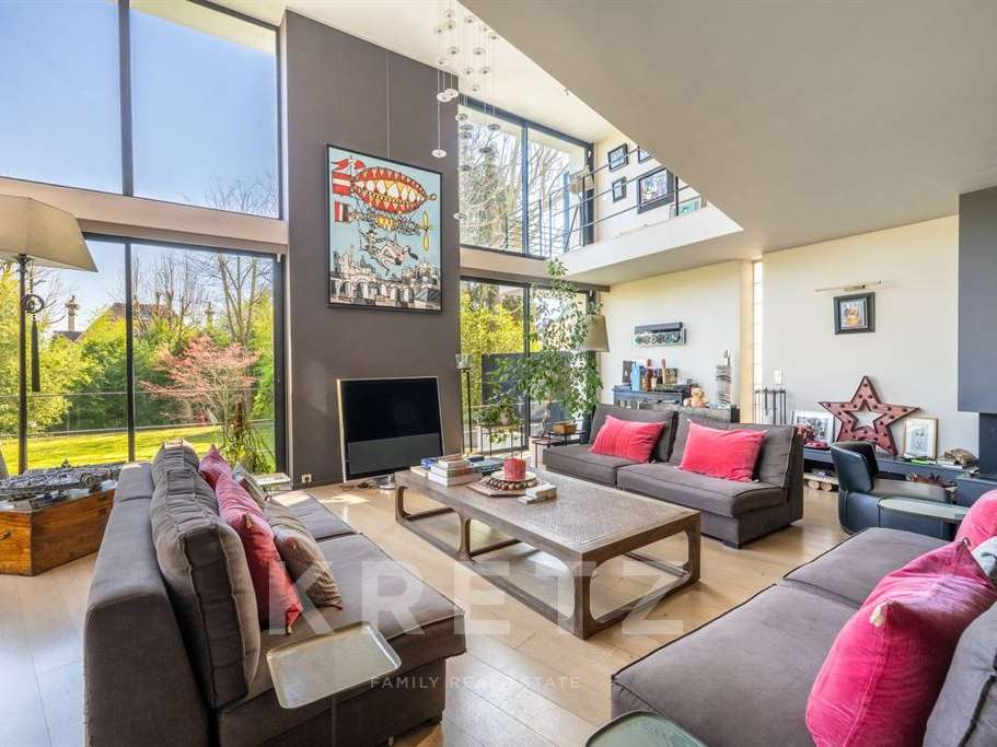 House Saint-Cloud