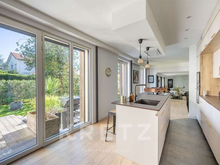 Maison Saint-Cloud - 4 chambres - 231m²