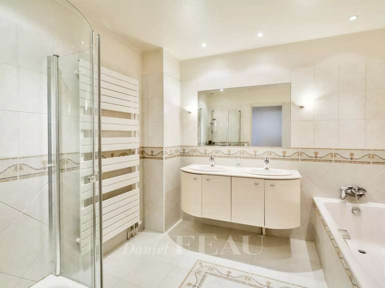 Maison Saint-Cloud - 6 chambres - 350m²