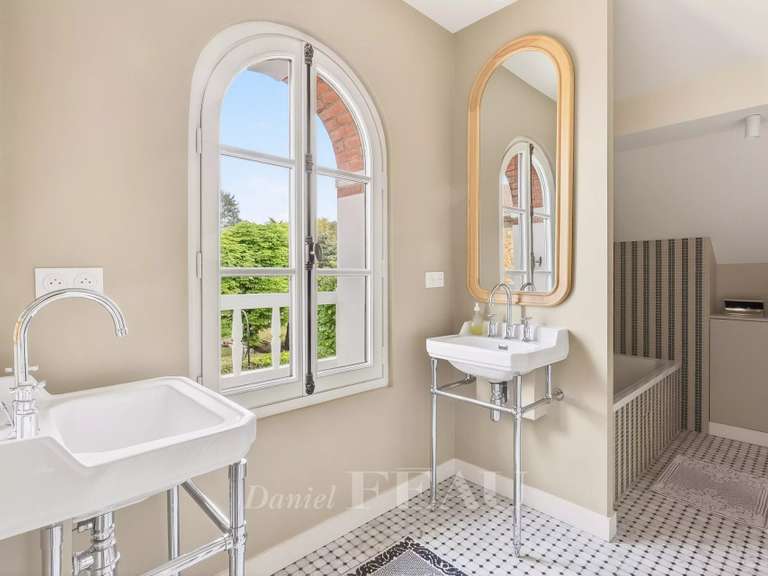 Maison Saint-Cloud - 5 chambres - 165m²
