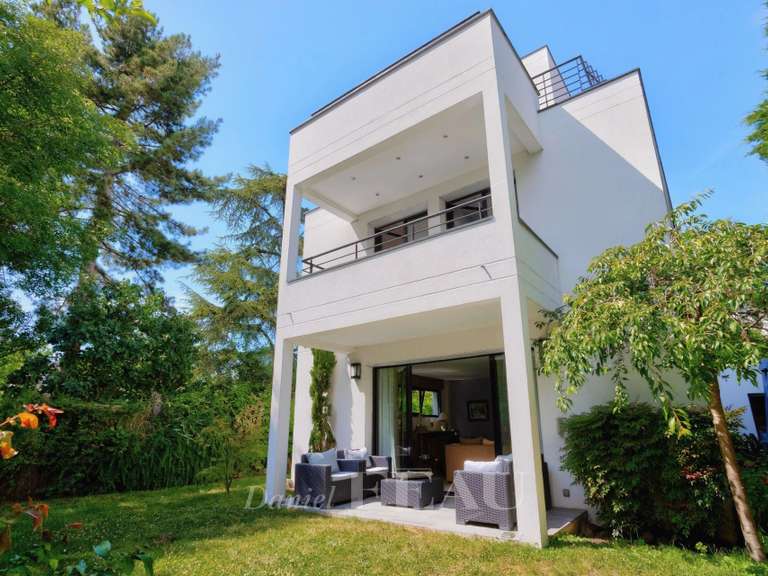 Maison Saint-Cloud - 4 chambres - 262m²
