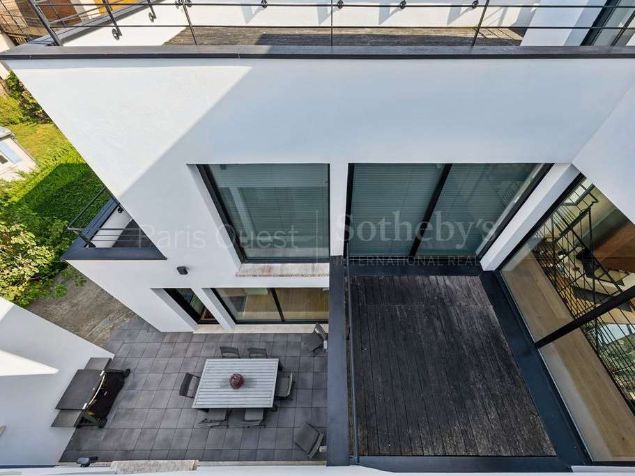 House Saint-Cloud