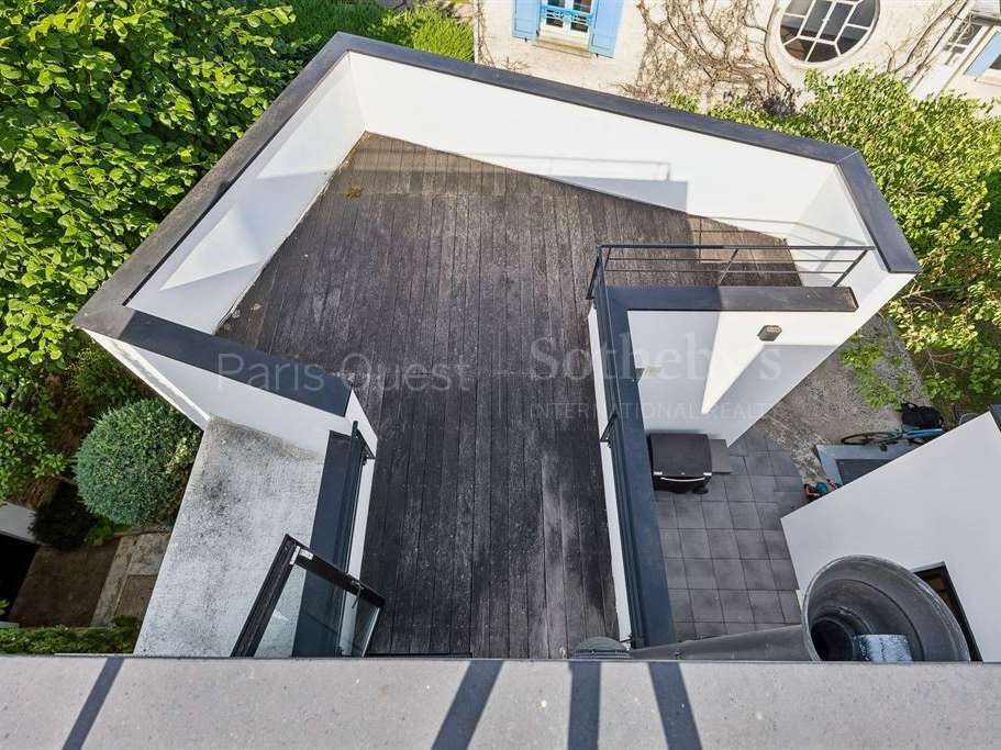 House Saint-Cloud