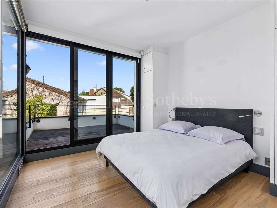 House Saint-Cloud