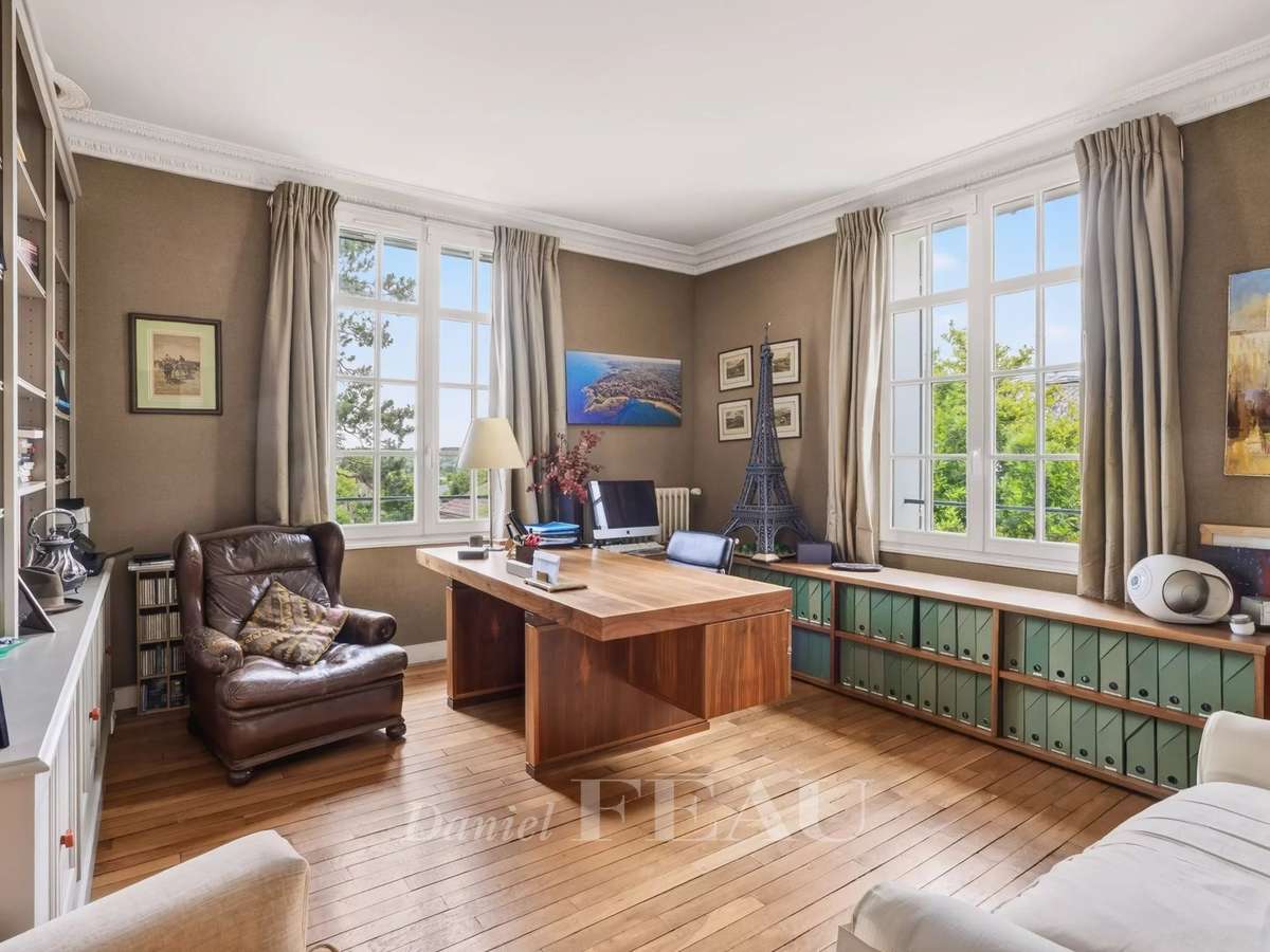 House Saint-Cloud