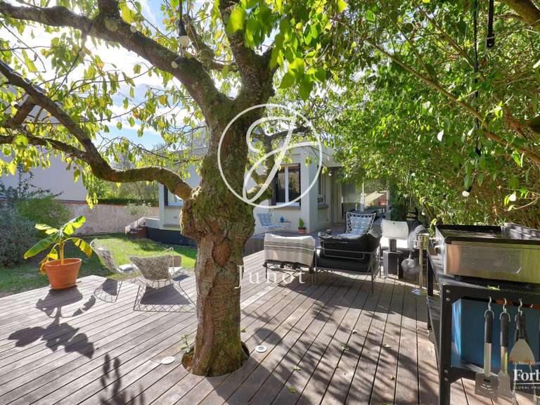 Maison Saint-Cloud - 10 chambres - 310m²