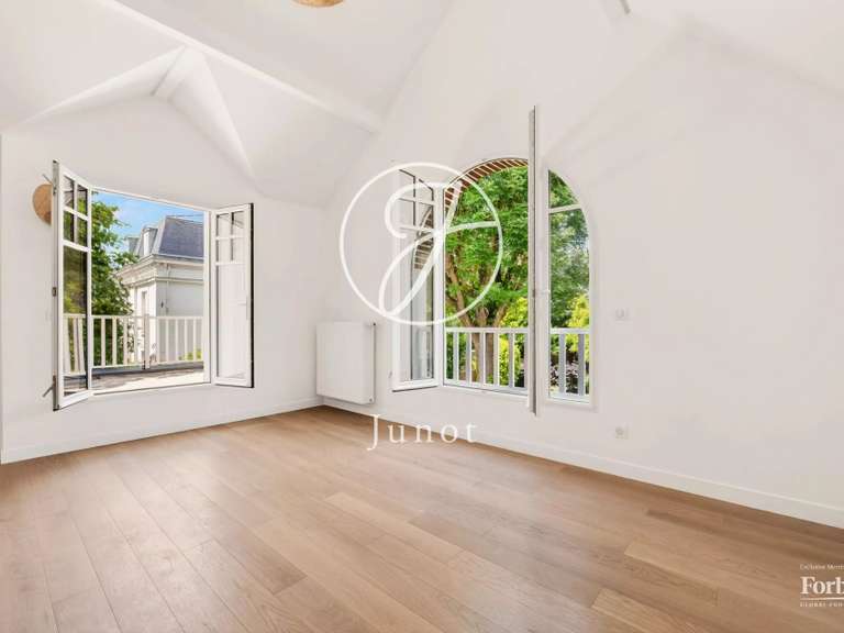 Maison Saint-Cloud - 4 chambres - 279m²