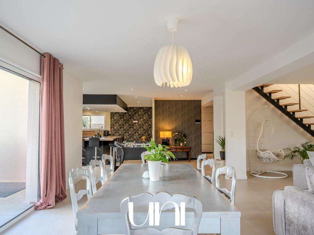 Maison Saint-Contest
