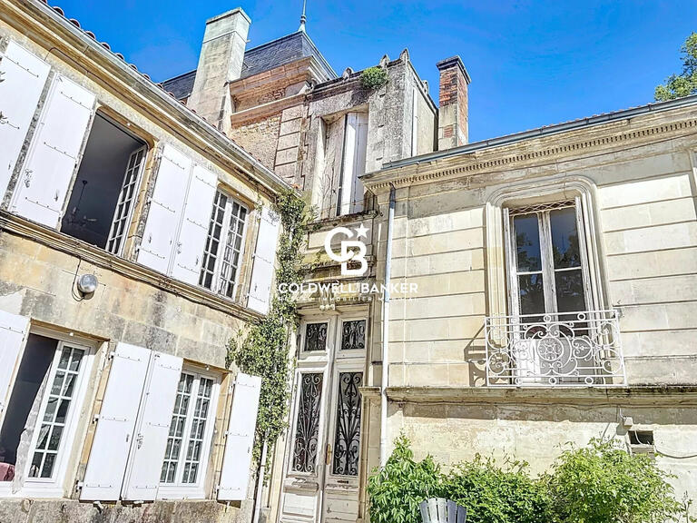 House Saint-Coutant-le-Grand - 12 bedrooms - 435m²